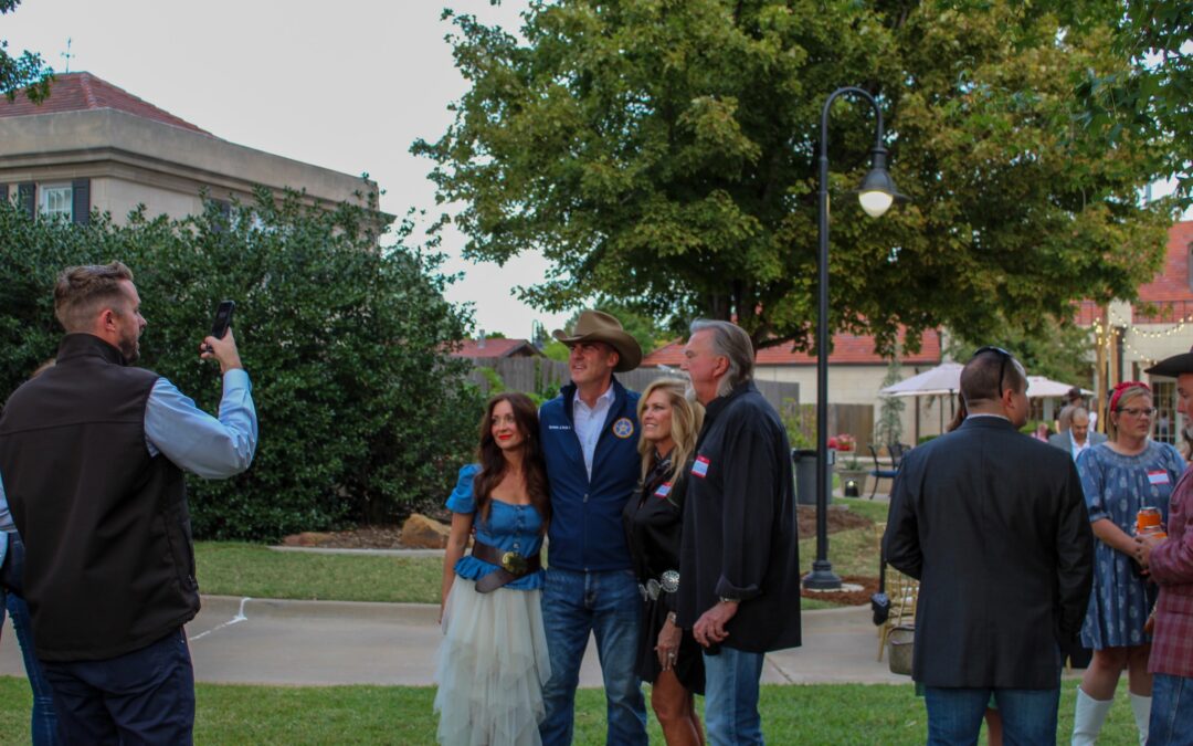 Boots, Bandanas & Belt Buckles: The GOP’s Glittery Grooming Gala